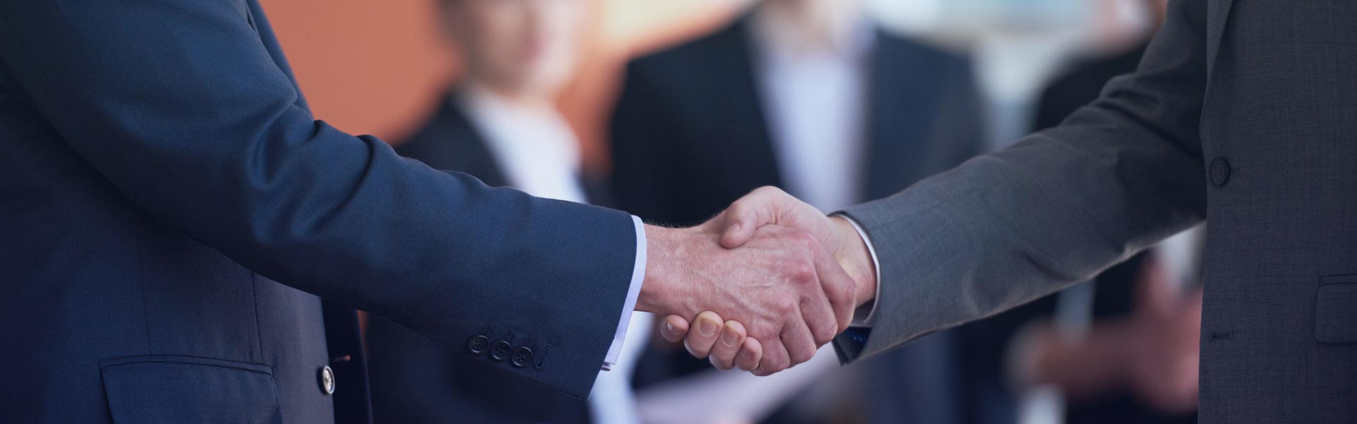 আমাদের সাথে যোগাযোগ করুন